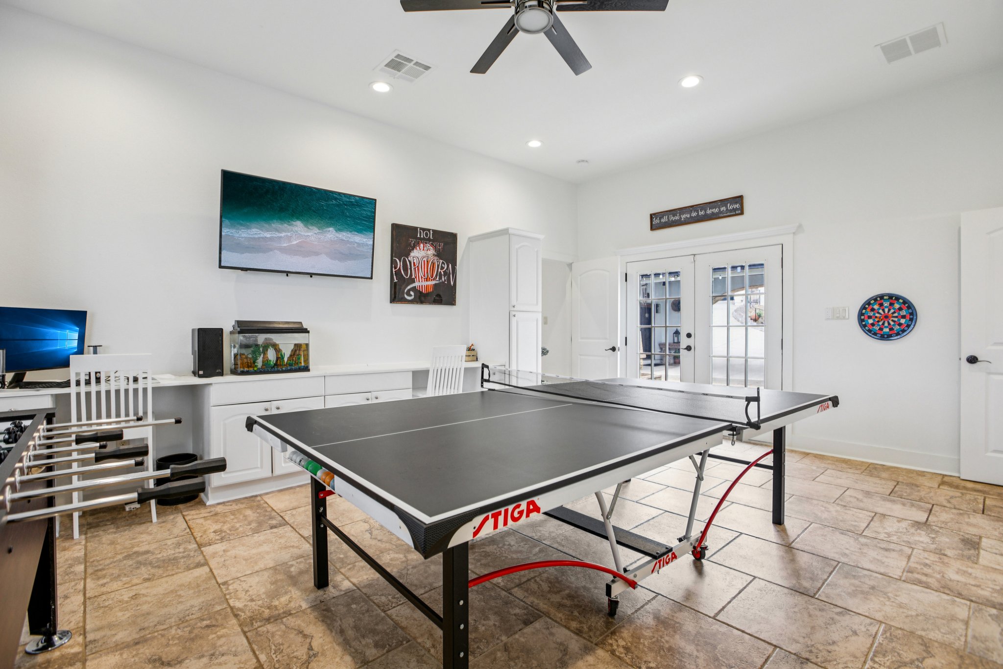 McIntyre Cir-L1512-027.jpg