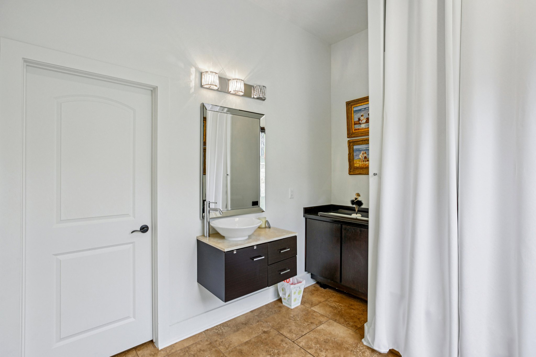 McIntyre Cir-L1512-045.jpg