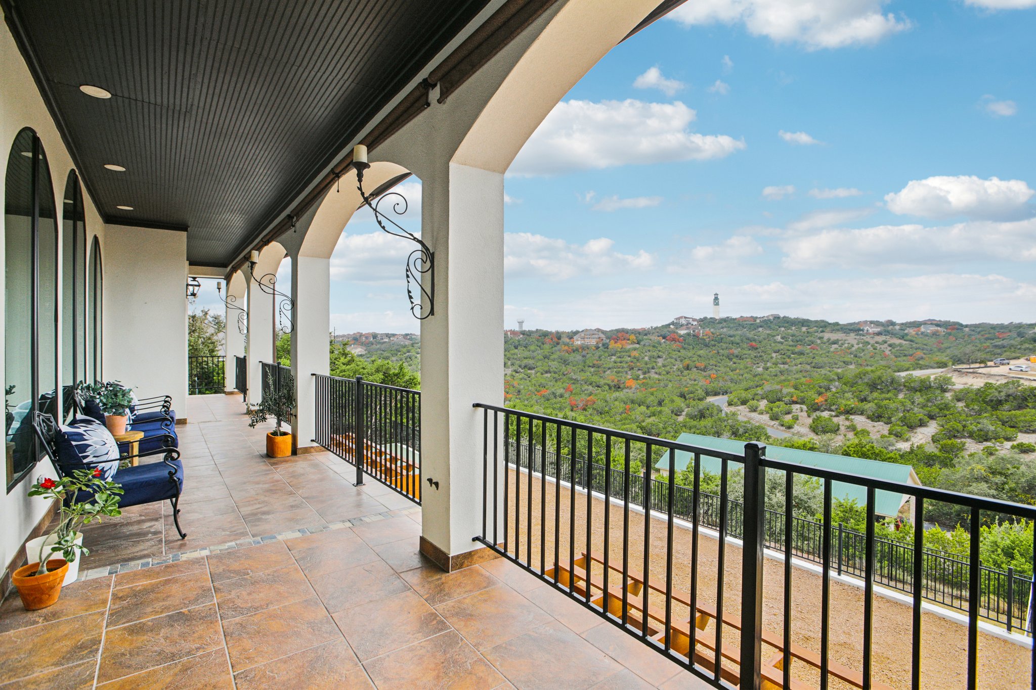McIntyre Cir-L1512-063.jpg