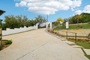 McIntyre Cir-L1512-002.jpg