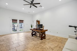McIntyre Cir-L1512-030.jpg