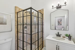 McIntyre Cir-L1512-056.jpg