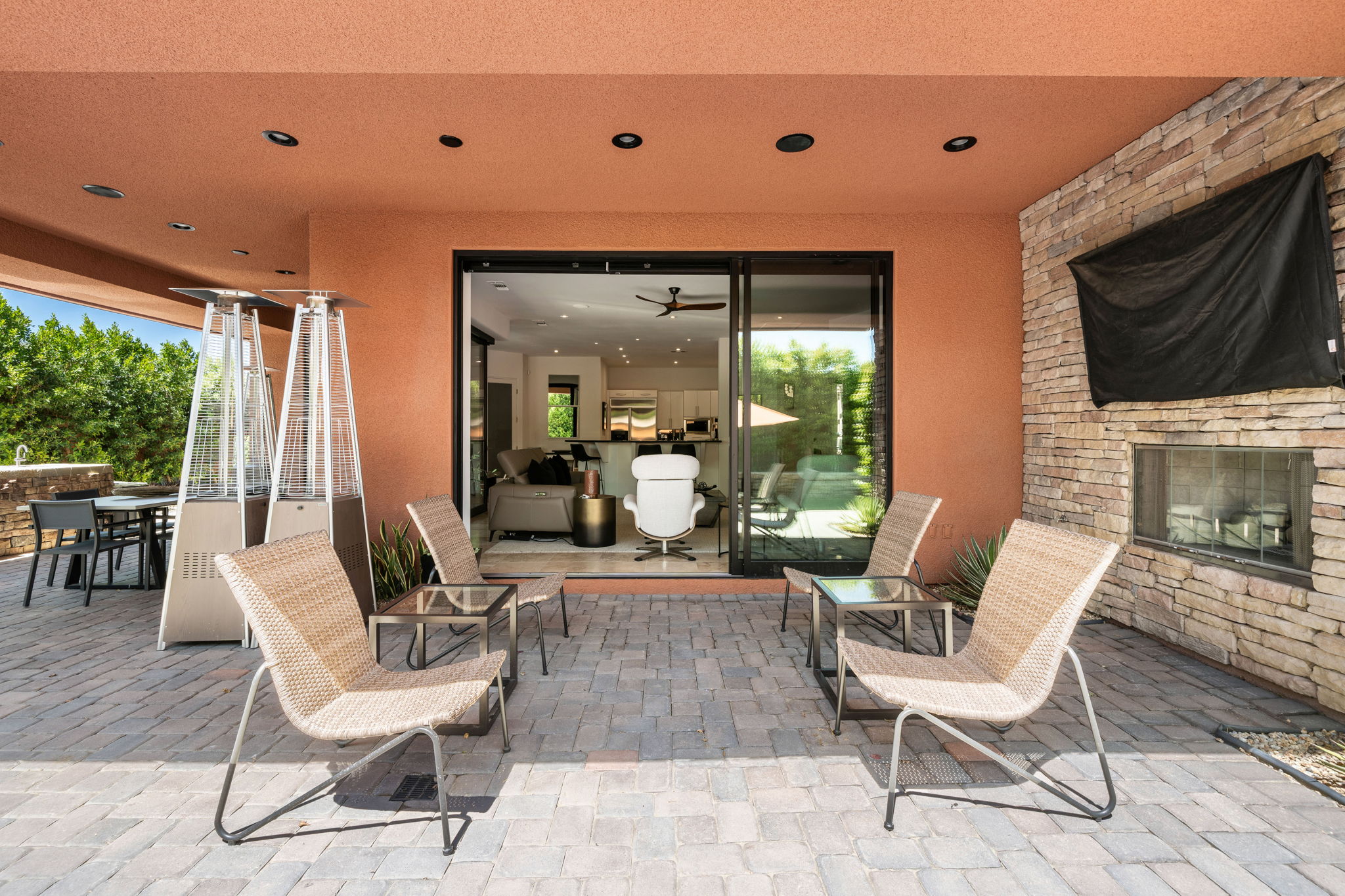 Outdoor Sitting area with TV