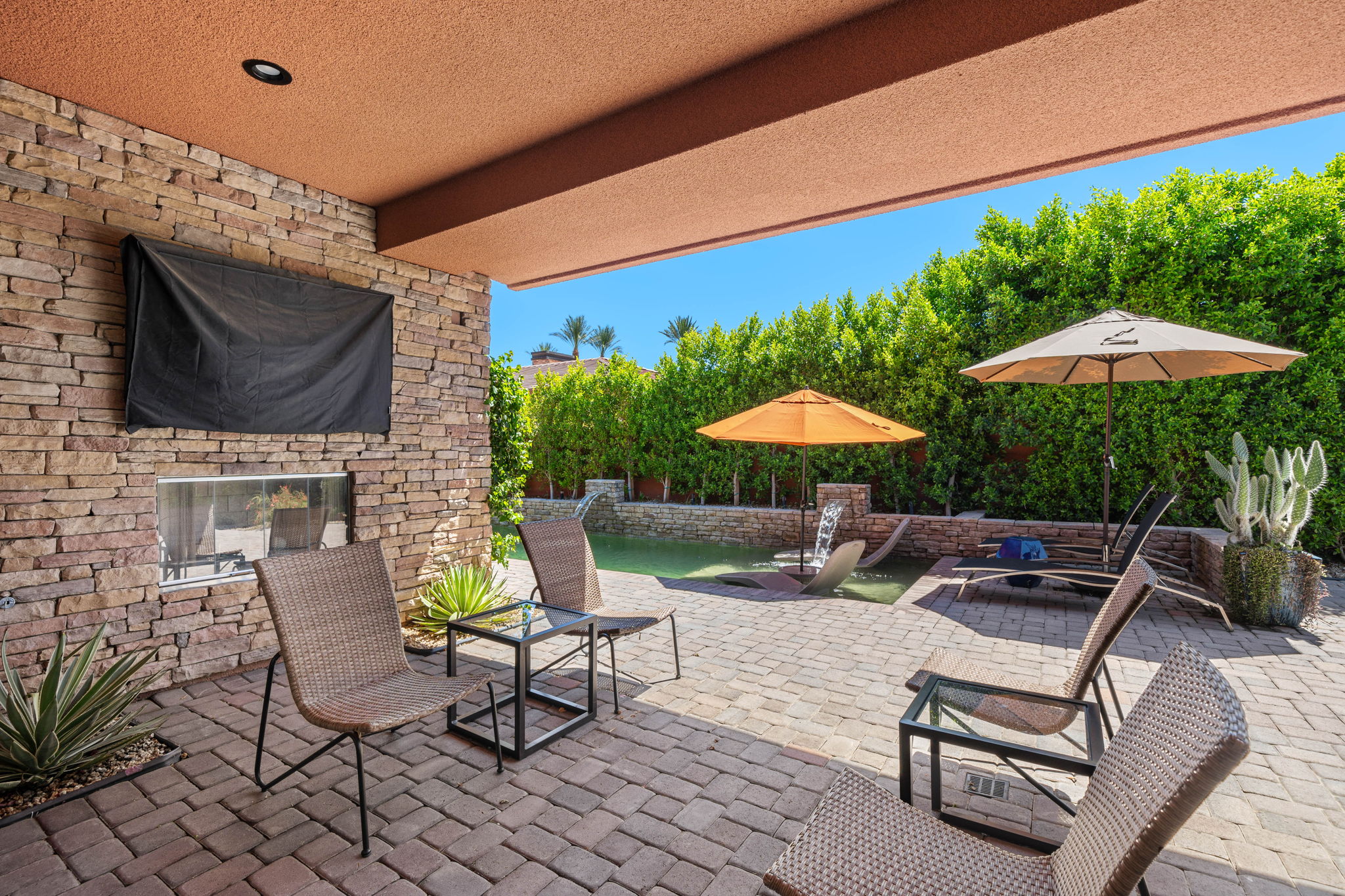 Outdoor Sitting Patio