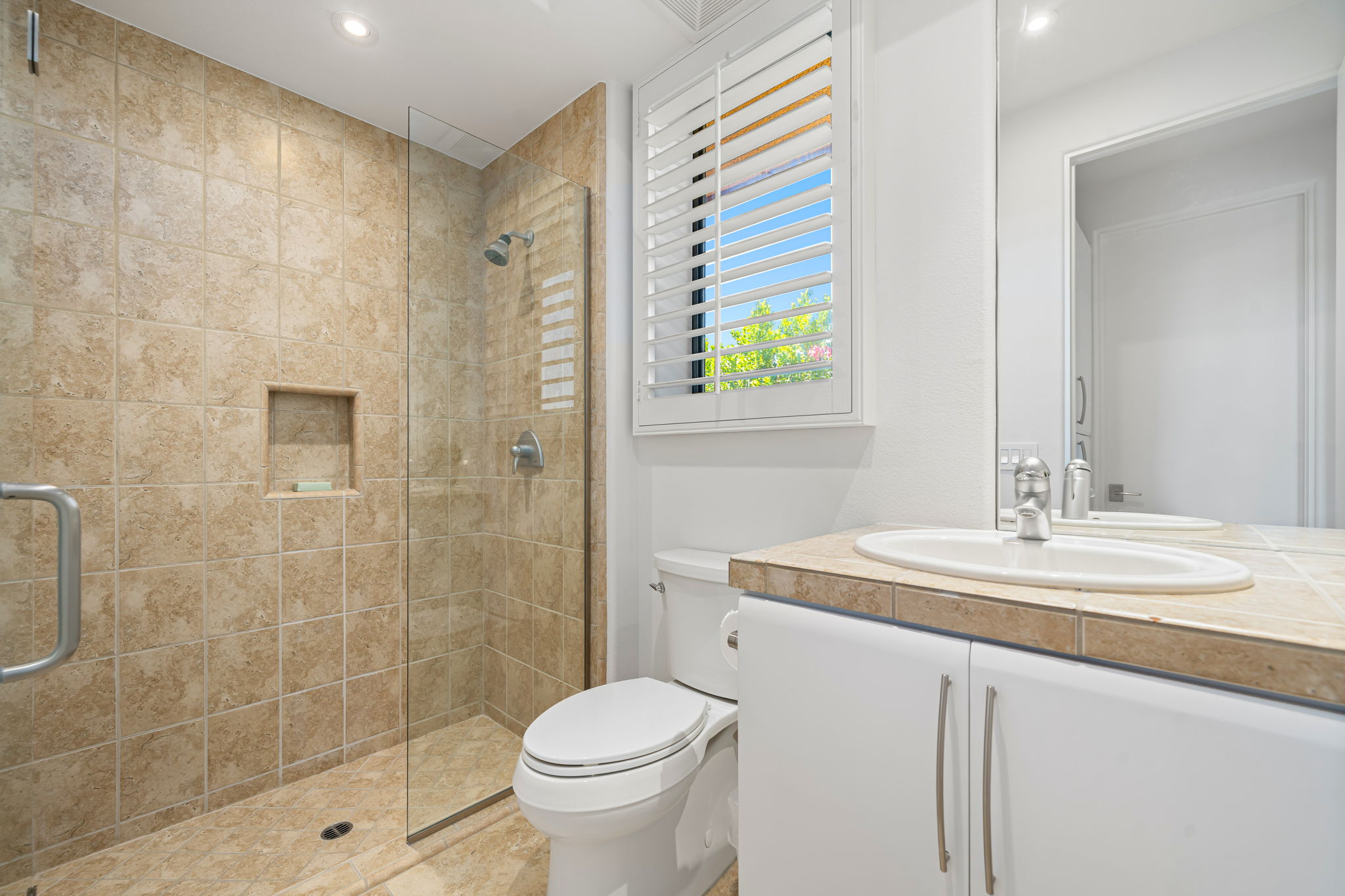 Secondary Bedroom Bath