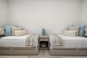 Twin Beds Secondary bedroom #1