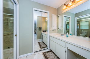 Master Bathroom1a