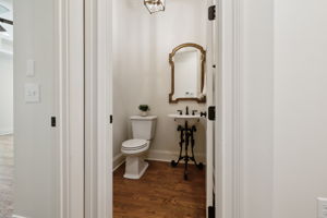  Photo 37