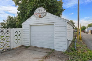  Photo 22