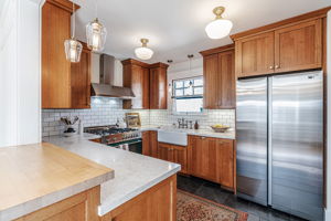 015_501 7th St