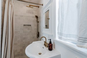 037_501 7th St