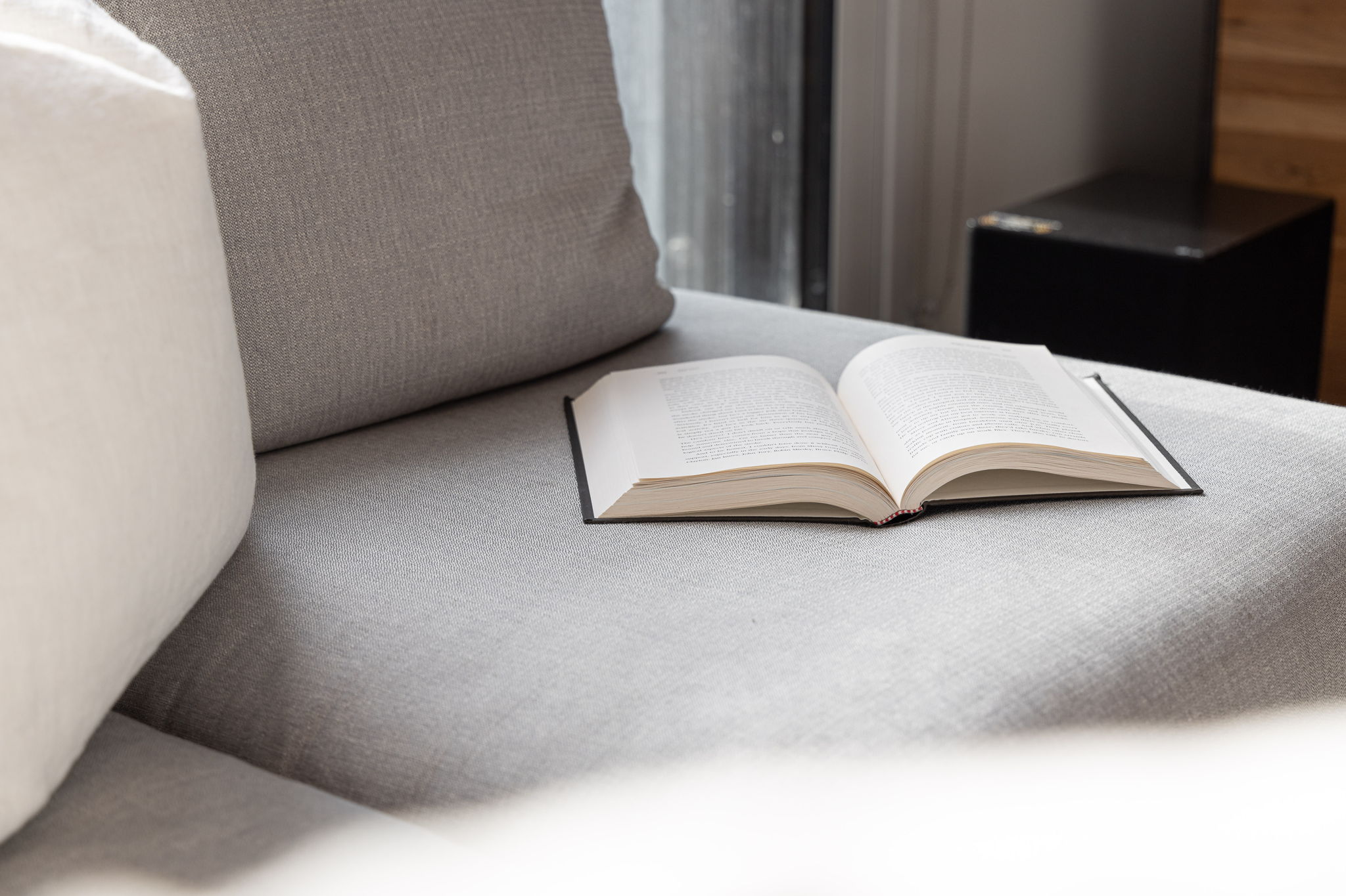 Toronto property showcase — delivered property photograph 36