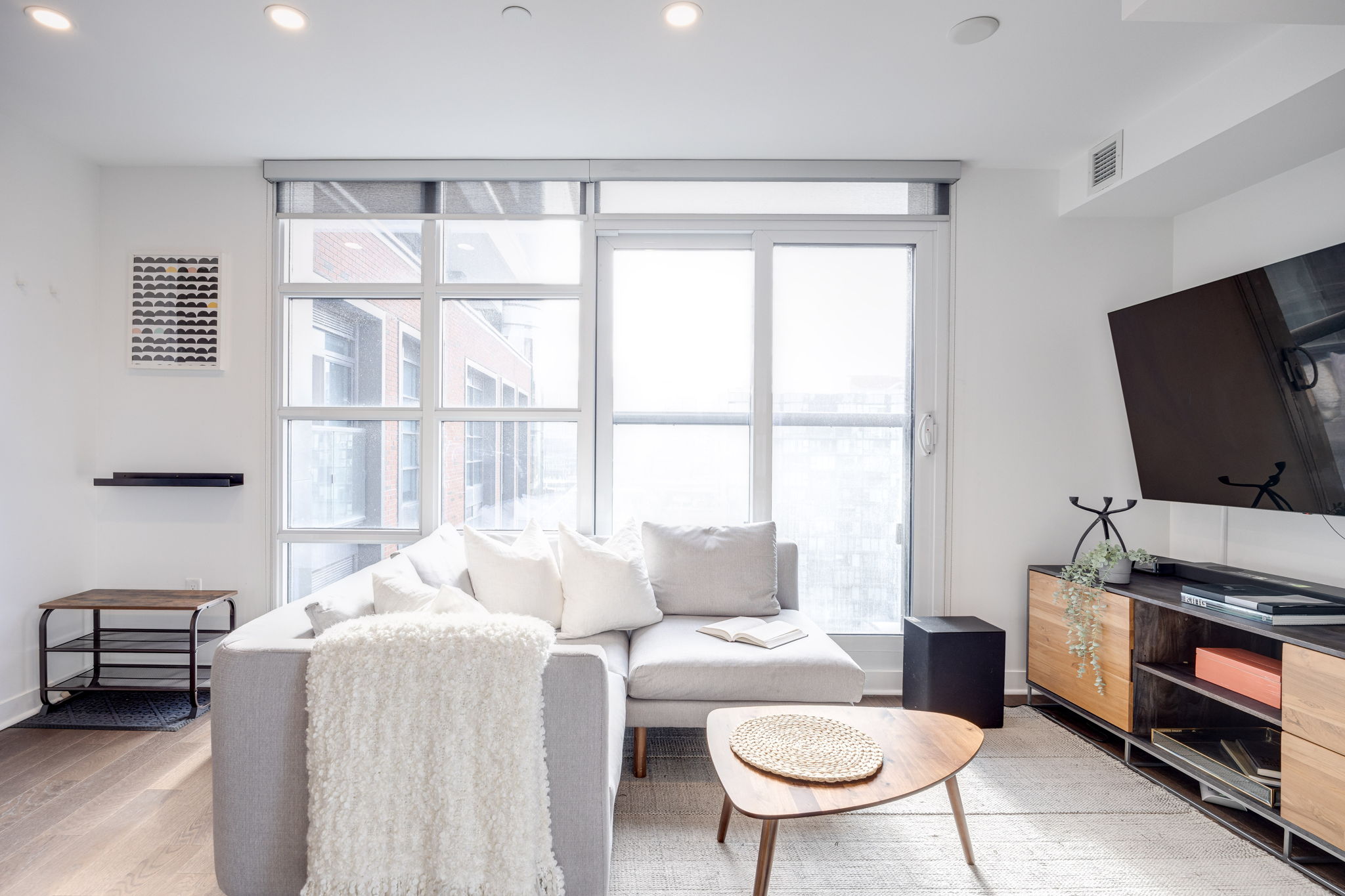 Toronto property showcase — delivered property photograph 8