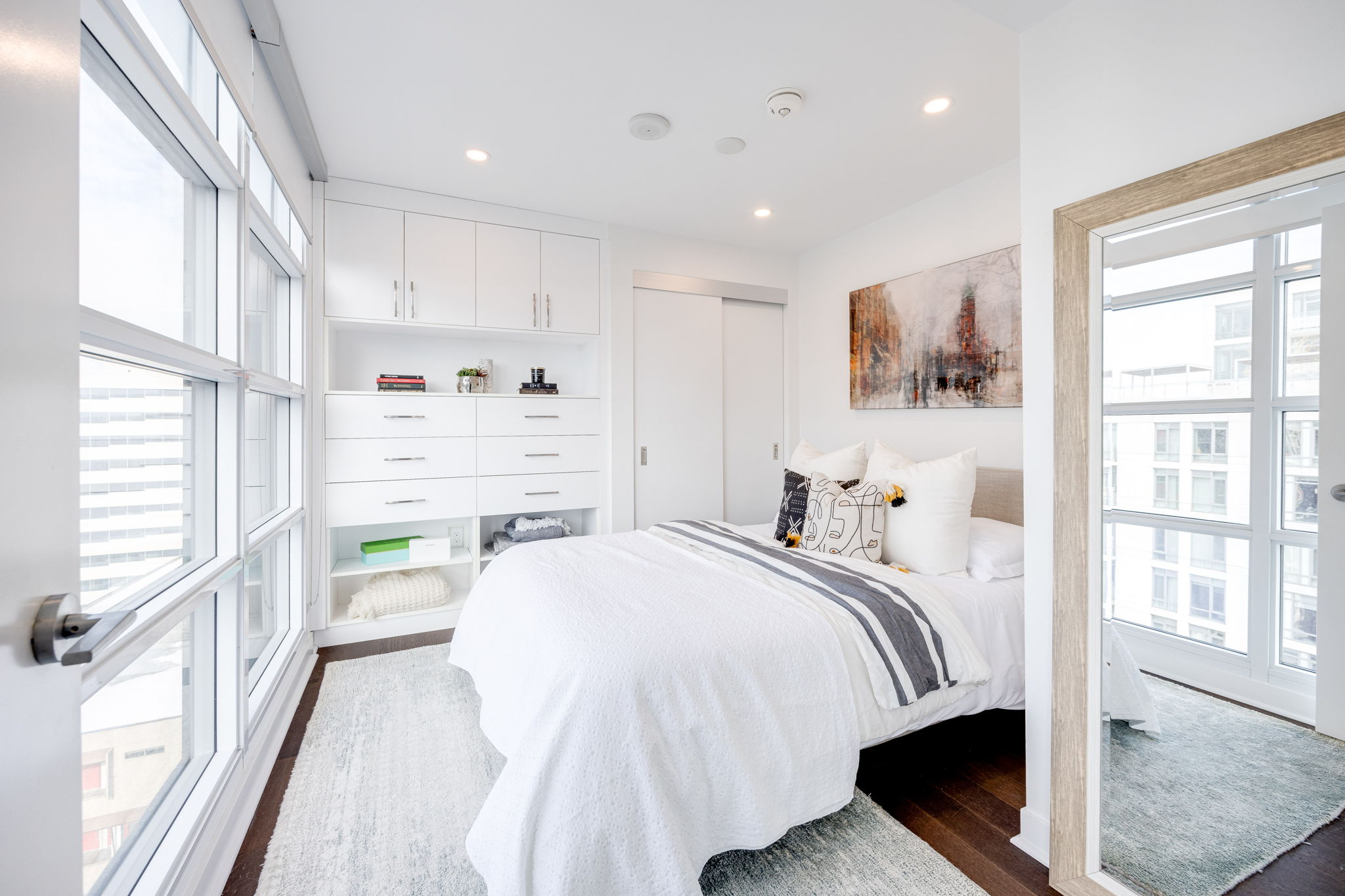 Toronto property showcase — delivered property photograph 16