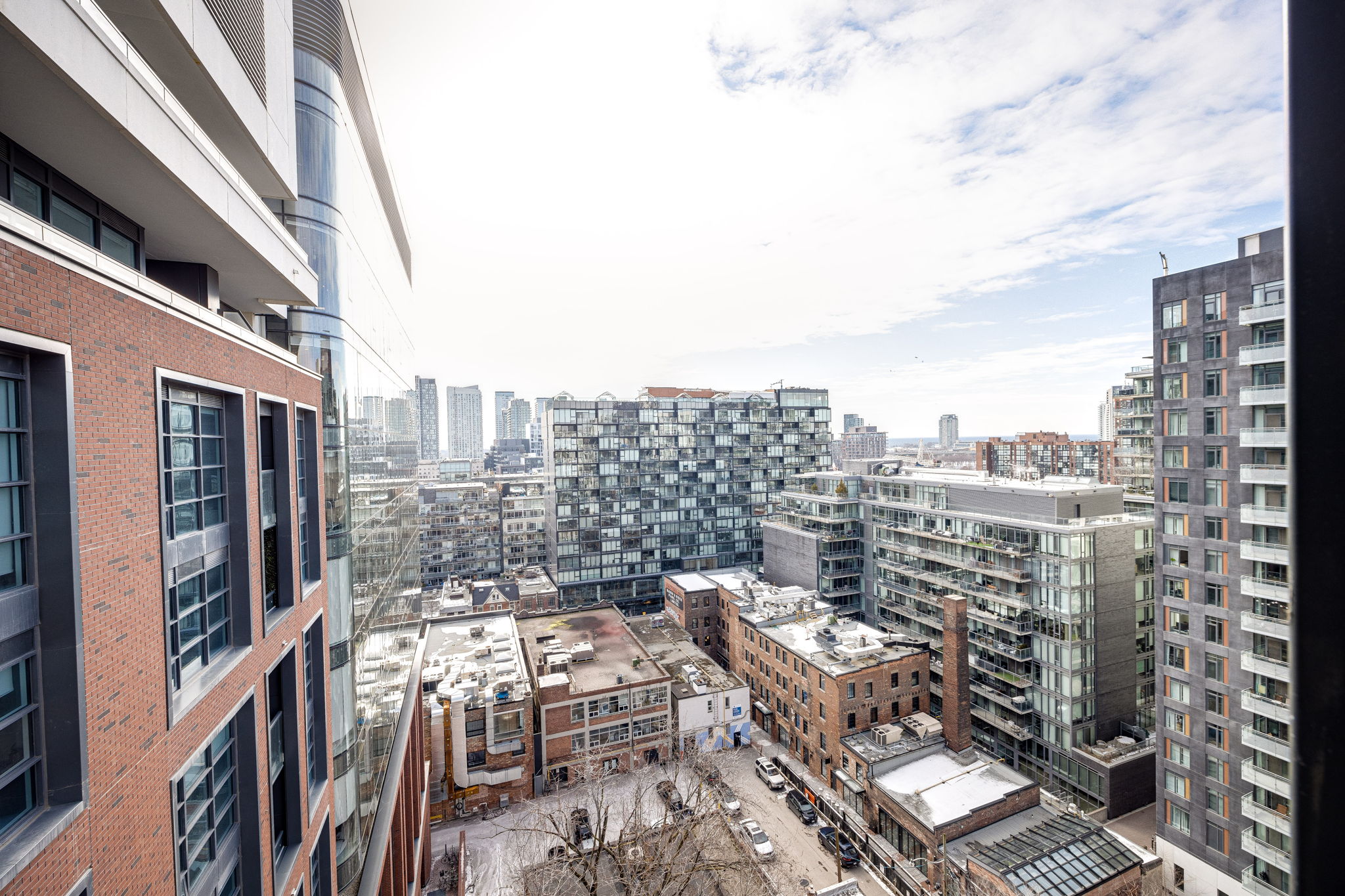 Toronto property showcase — delivered property photograph 42