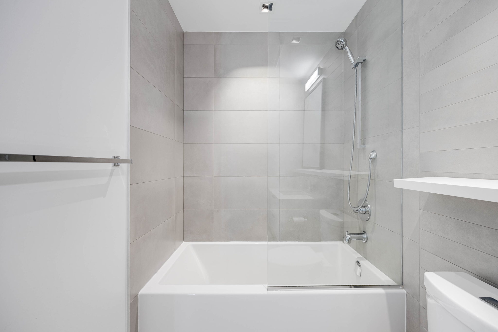 Toronto property showcase — delivered property photograph 14