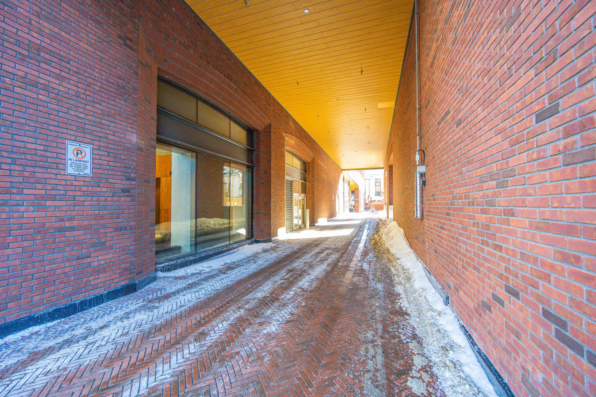 Toronto property showcase — delivered property photograph 39