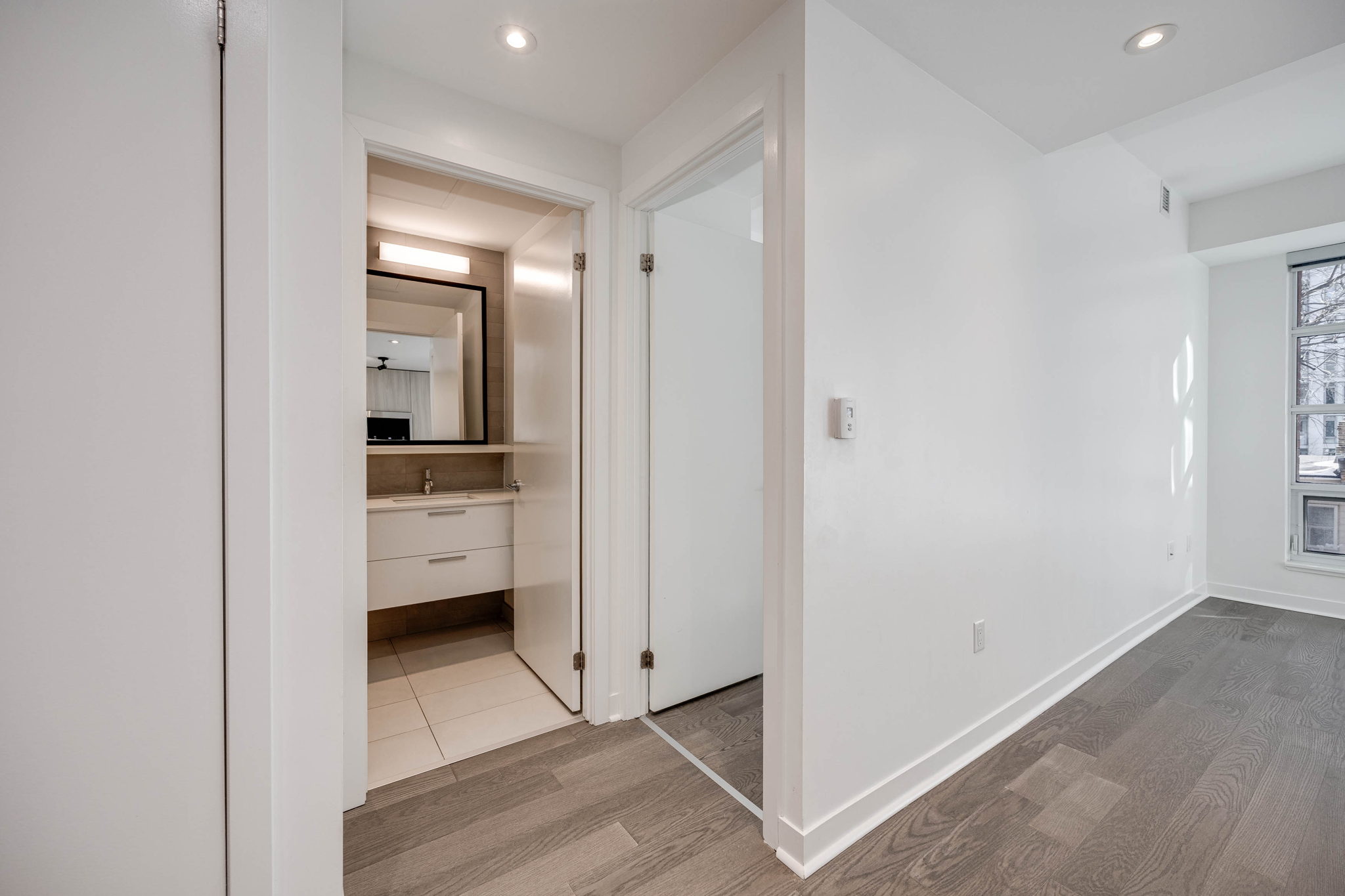 Toronto property showcase — delivered property photograph 12