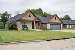 501 Buckboard Ln_001.jpg