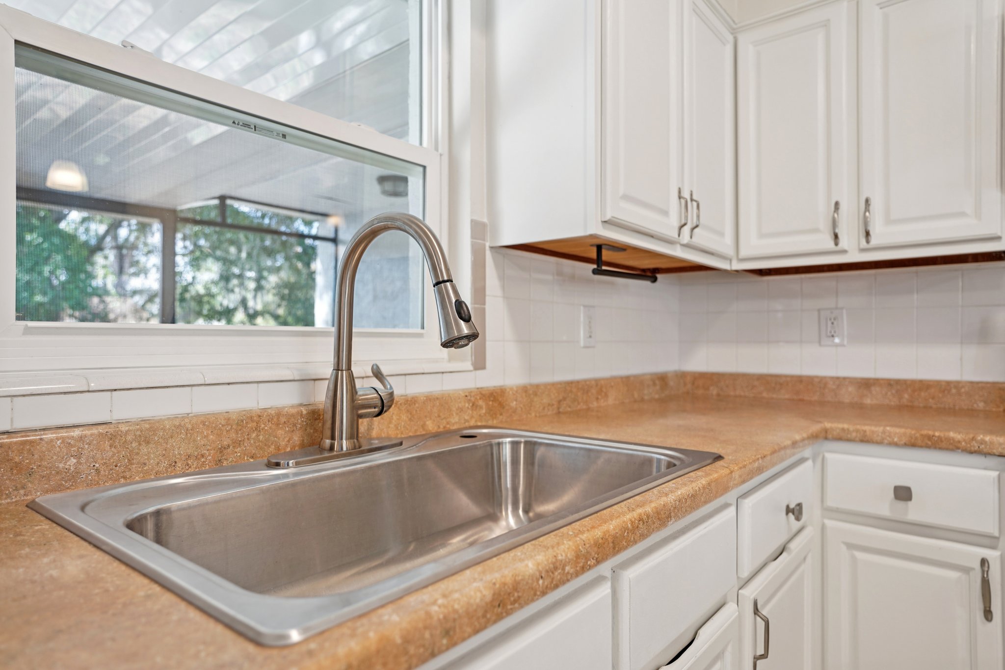 Dora Ave-S0701-015.jpg