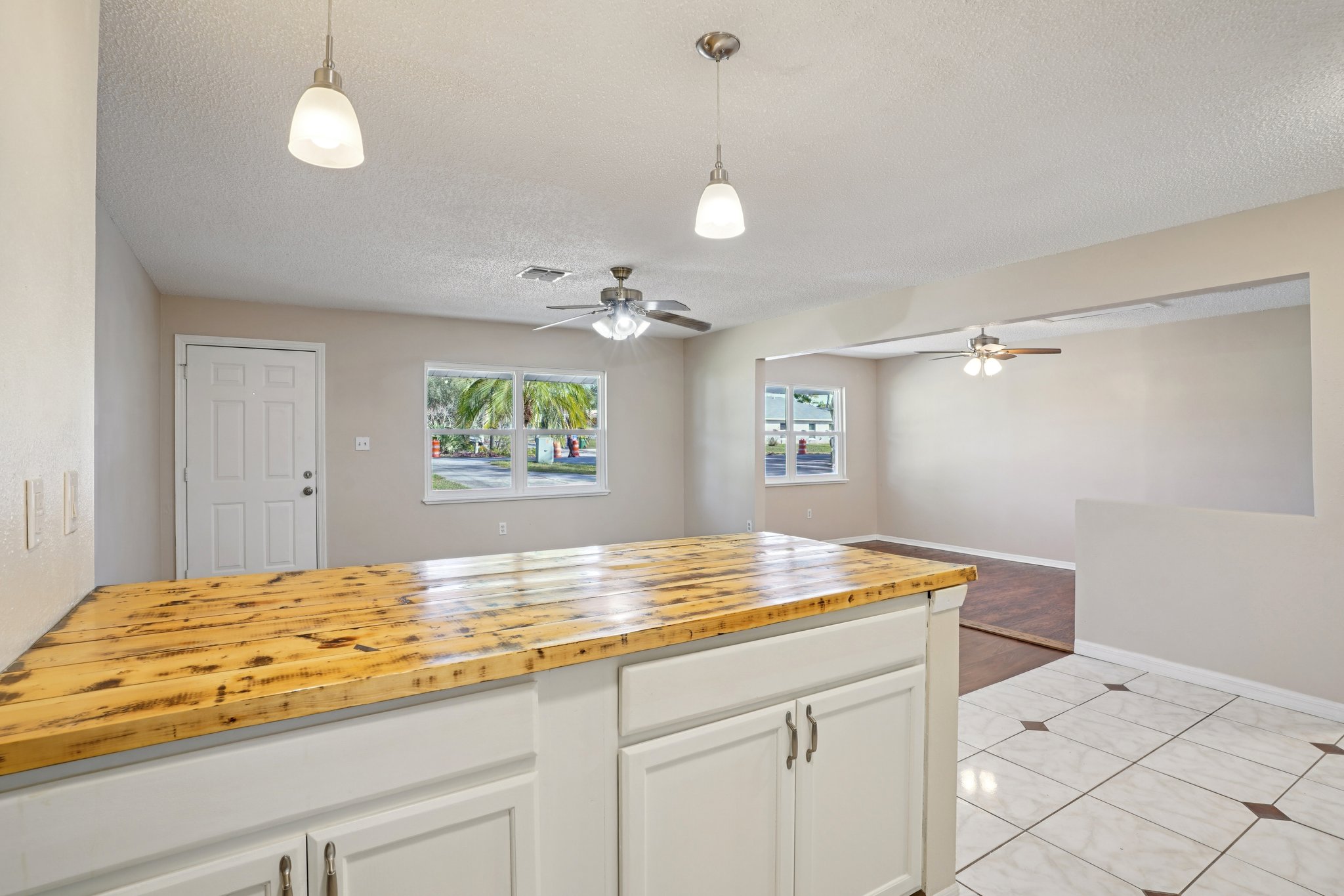 Dora Ave-S0701-016.jpg