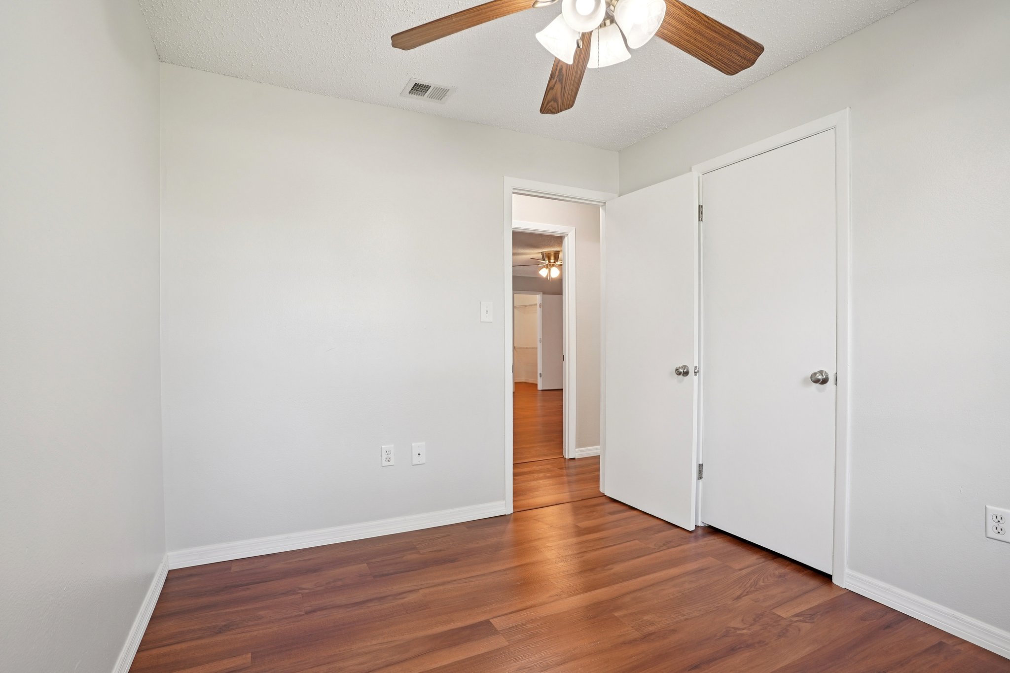 Dora Ave-S0701-028.jpg