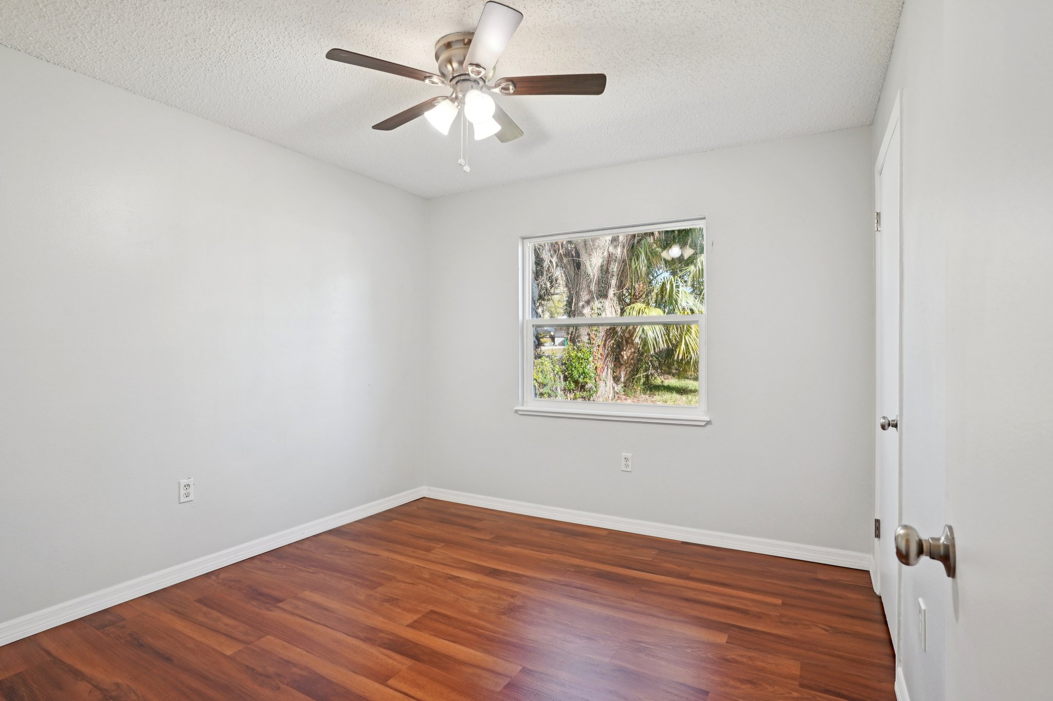 Dora Ave-S0701-031.jpg