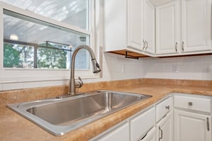 Dora Ave-S0701-015.jpg