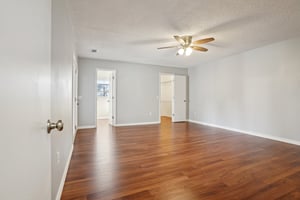 Dora Ave-S0701-020.jpg