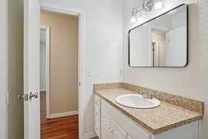 Dora Ave-S0701-030.jpg