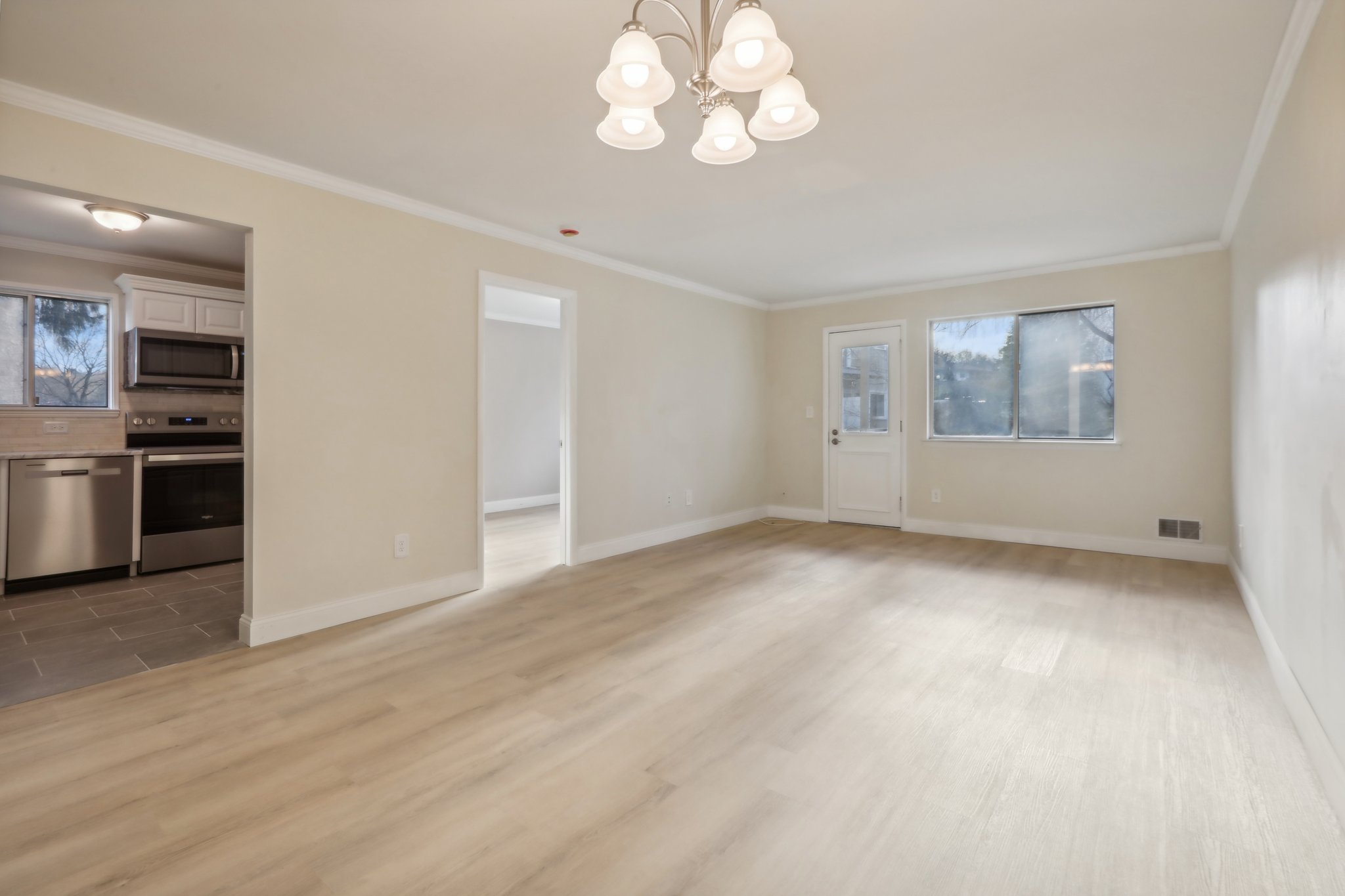 High Meadow Ln 501-014.jpg