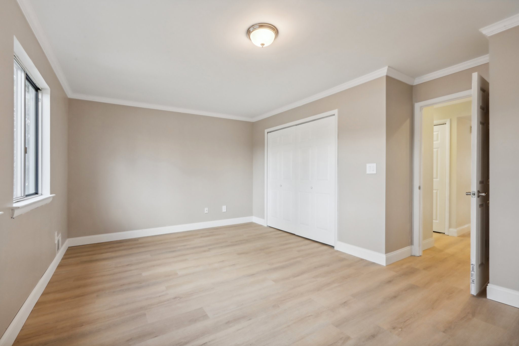 High Meadow Ln 501-022.jpg