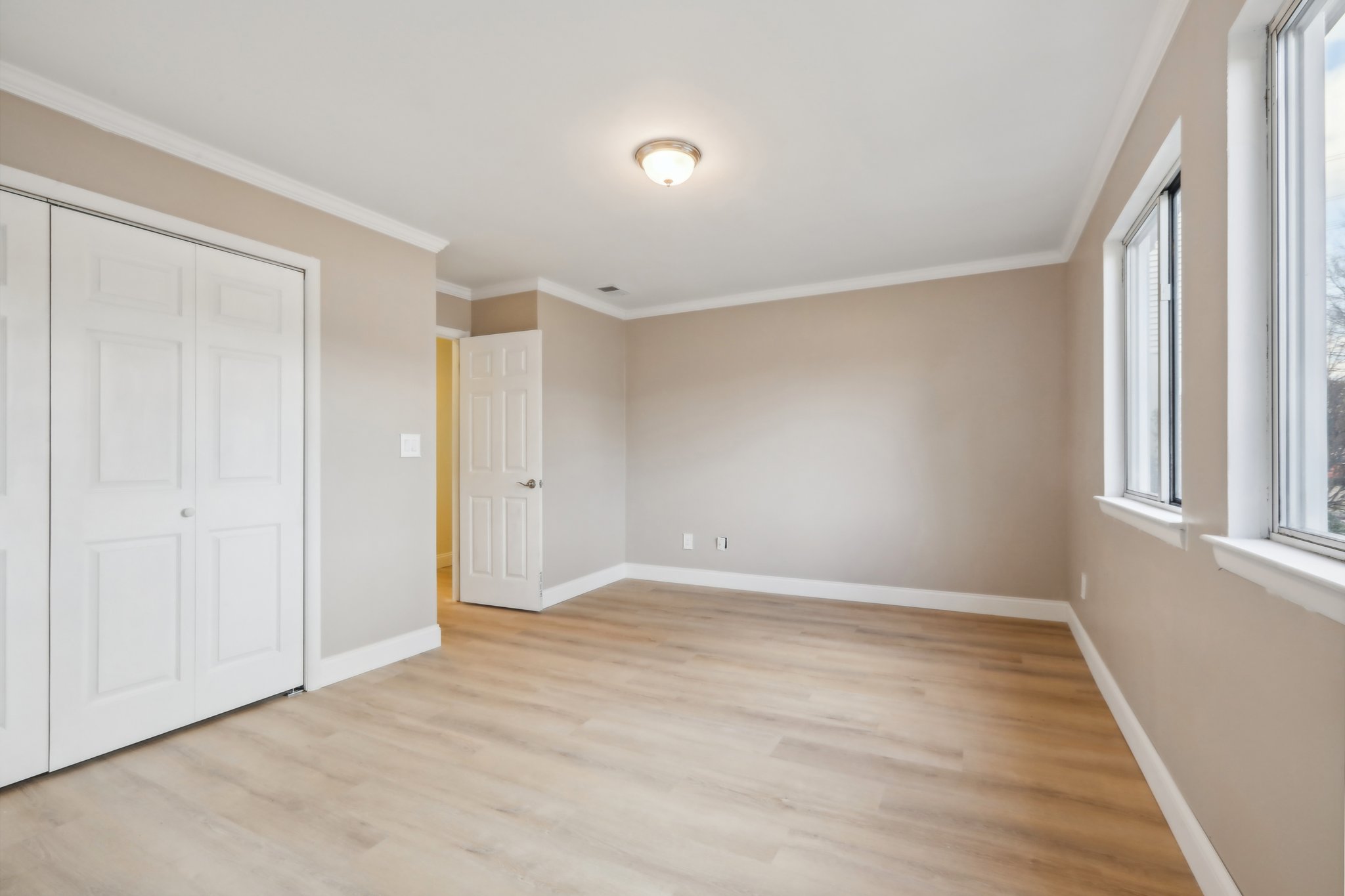 High Meadow Ln 501-023.jpg