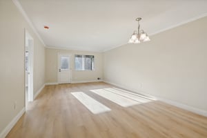 High Meadow Ln 501-008.jpg