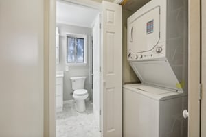 High Meadow Ln 501-030.jpg