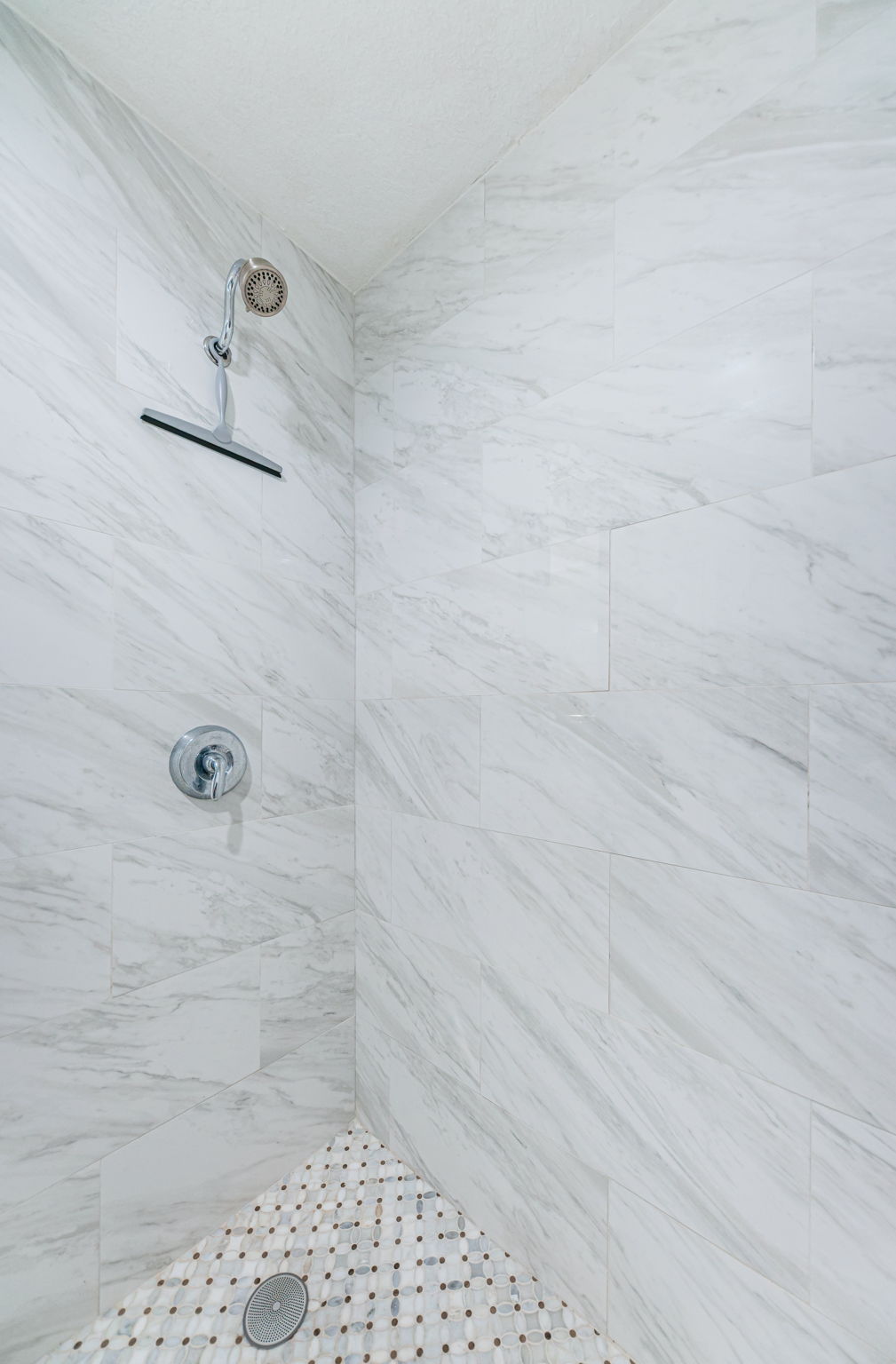 Bathroom 2c