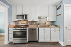 Main St-S0302-010.jpg