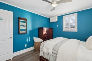 Main St-S0302-014.jpg