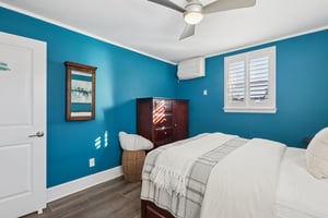 Main St-S0302-014r.jpg