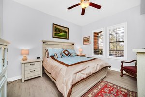 501 Mirasol Cir 318 Photo 18