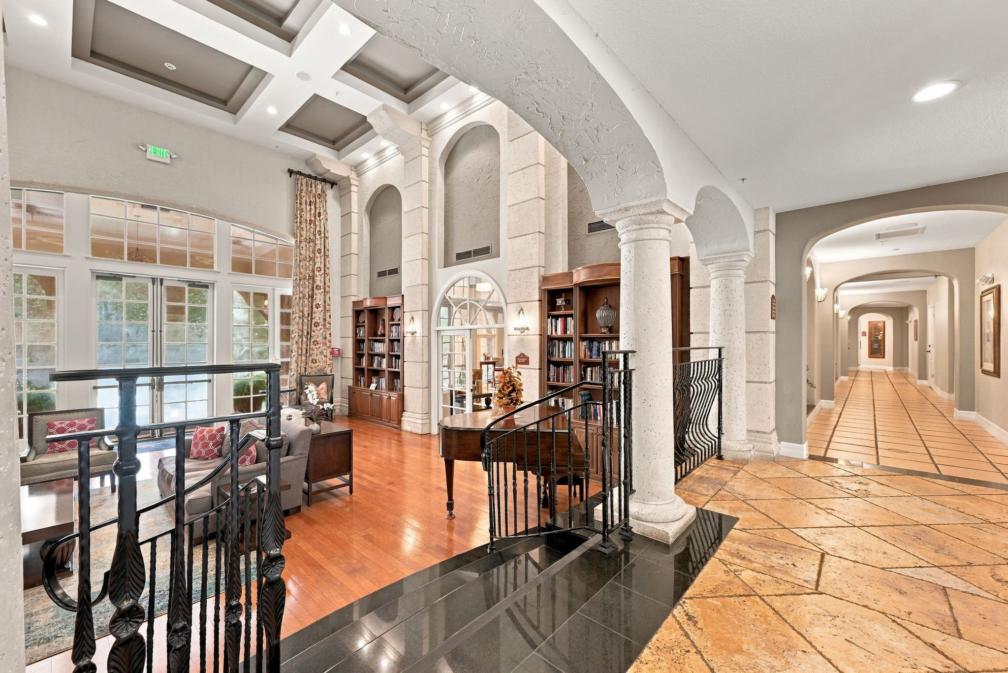 Mirasol Library/Lounge