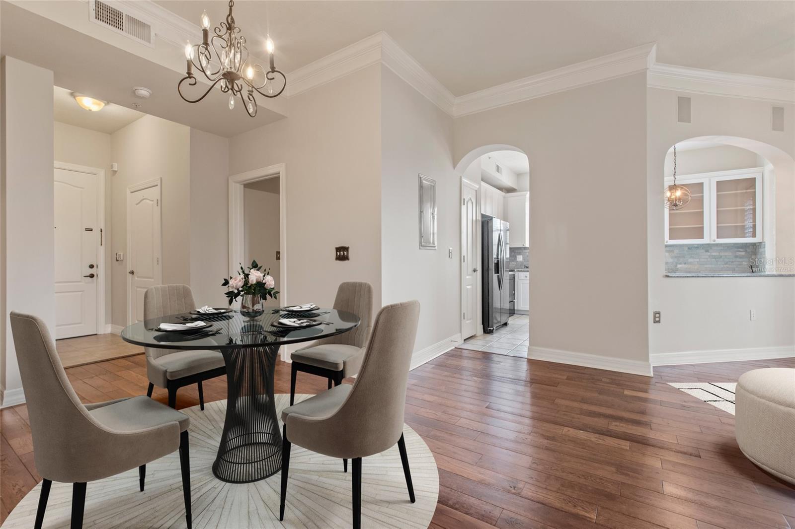 Dining Room Virtually Staged