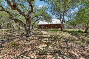 Oak Knob Dr-S0405-001.jpg