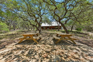 Oak Knob Dr-S0405-007.jpg