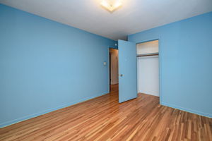  Photo 34