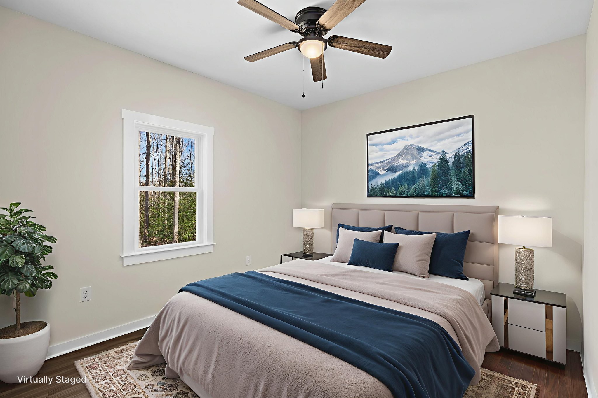 6K1A5653 virtually staged.jpeg