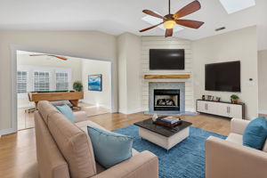 No-0086-501SandcastleCtWilmNC-March2025-VMSE - Living Room - Standard - 1