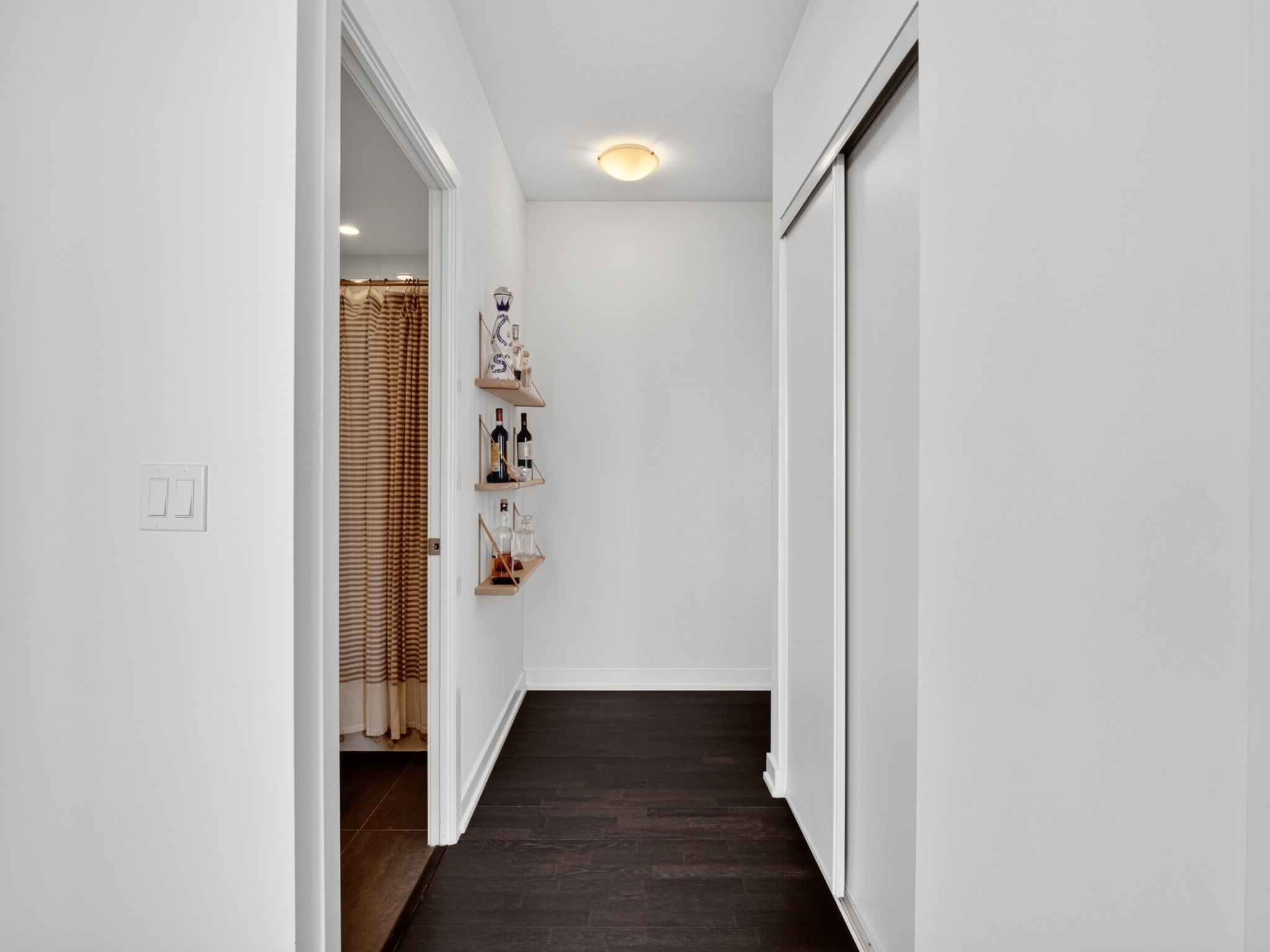 501 St Clair Ave W 1707 Toronto, ON M5P 0A2