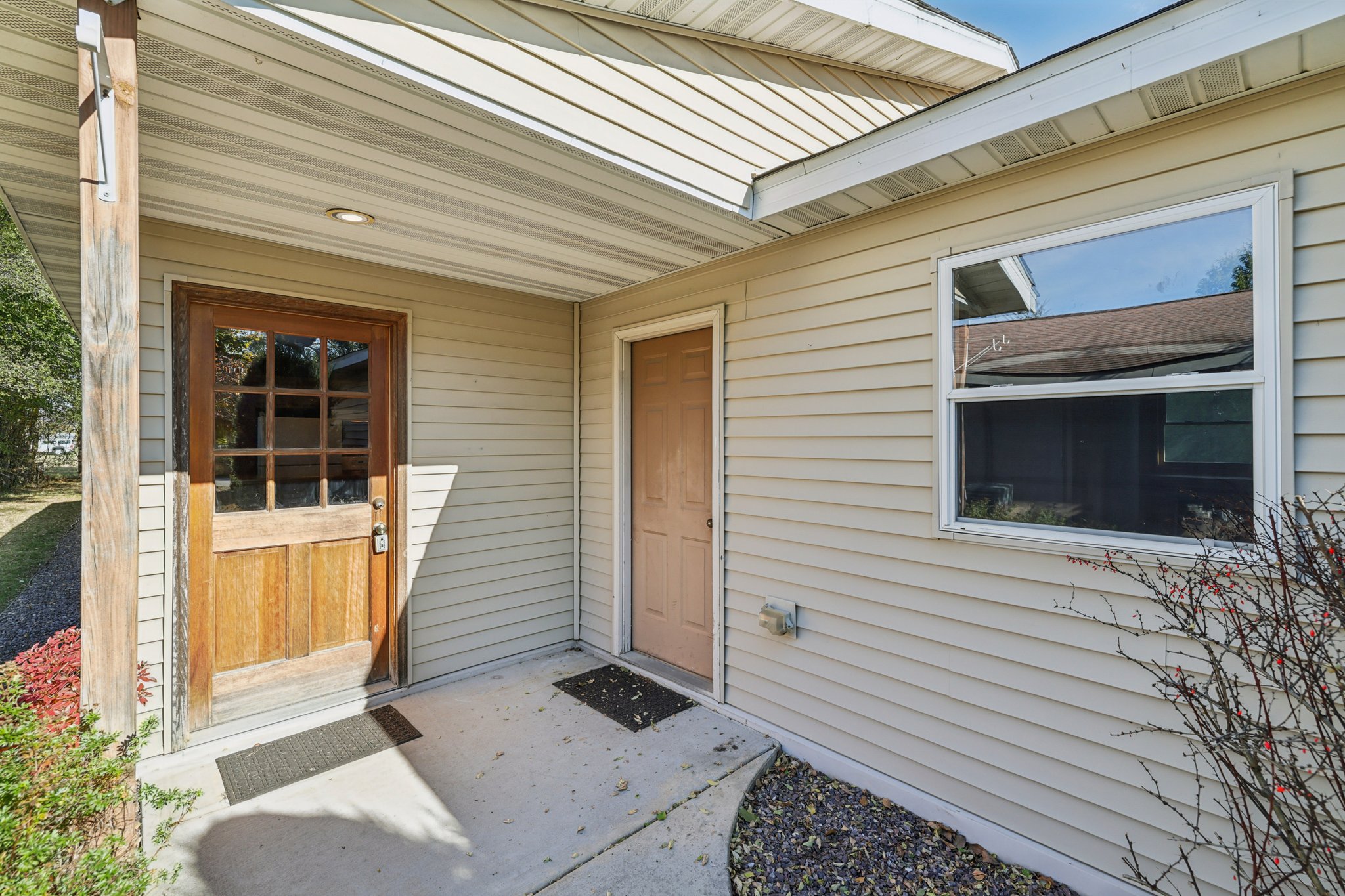 Tamarack Rd-S3110-008.jpg