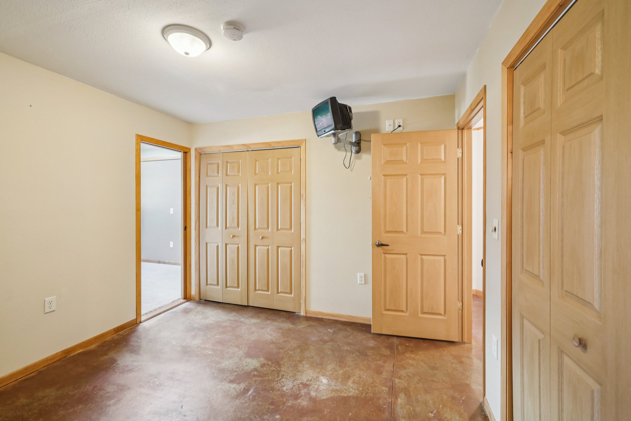 Tamarack Rd-S3110-040.jpg